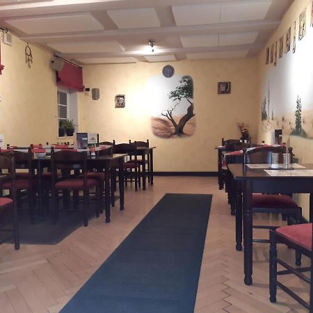 戴斯普拉多酒店 伯根 外观 照片